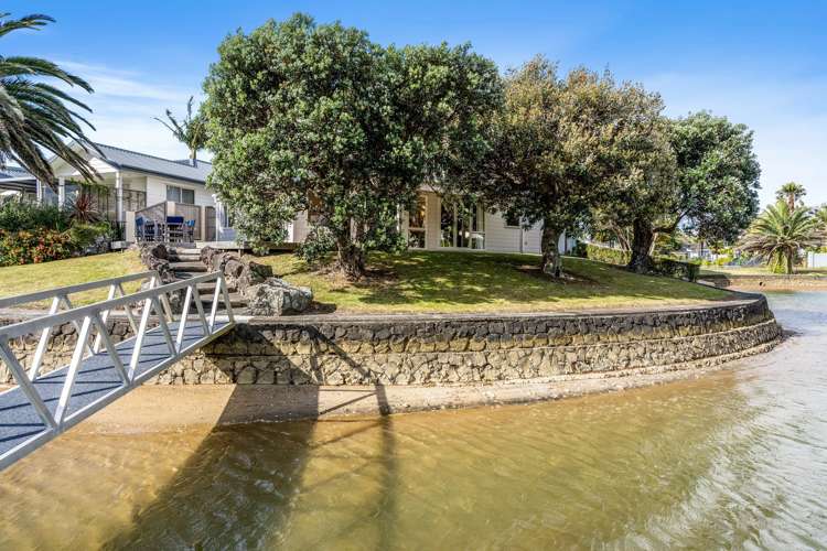 105b Motu Capri Pauanui_33