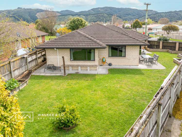 2 Evergreen Crescent Trentham_21