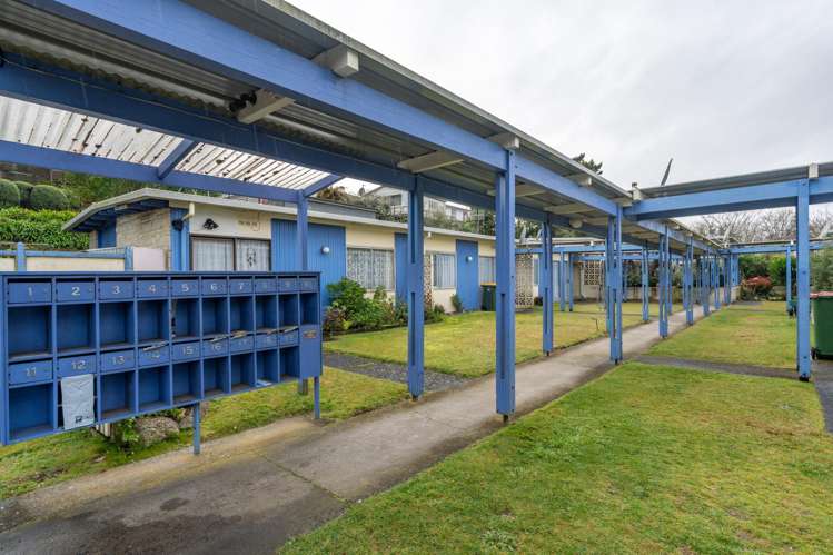 2/100 River Road Hamilton East_17