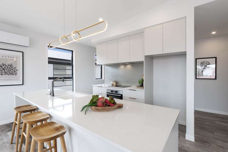 9 Hillcrest Road Otumoetai_3