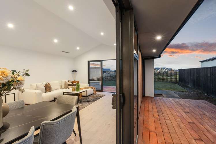 82 Whitehorn Drive Lincoln_13