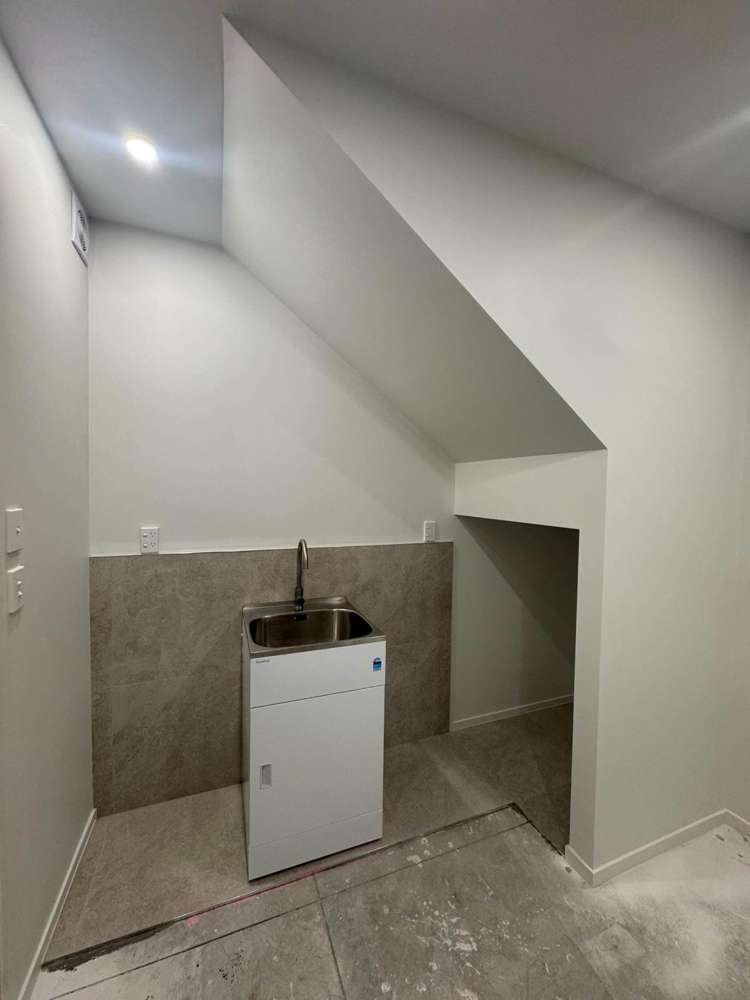 8/5 Mount Albert Road Mt Albert_13