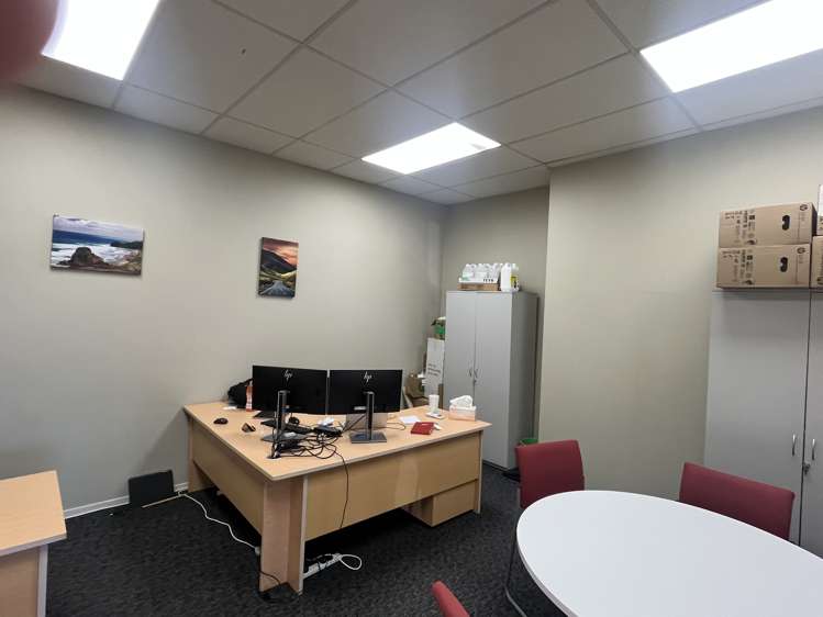 261 Oxford Street Levin_5