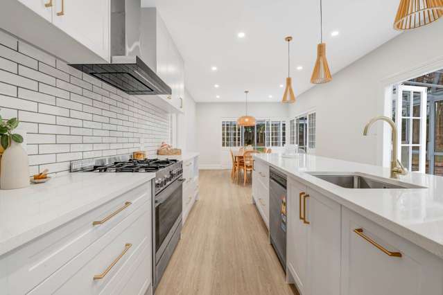 147B Whangaparaoa Road Red Beach_3