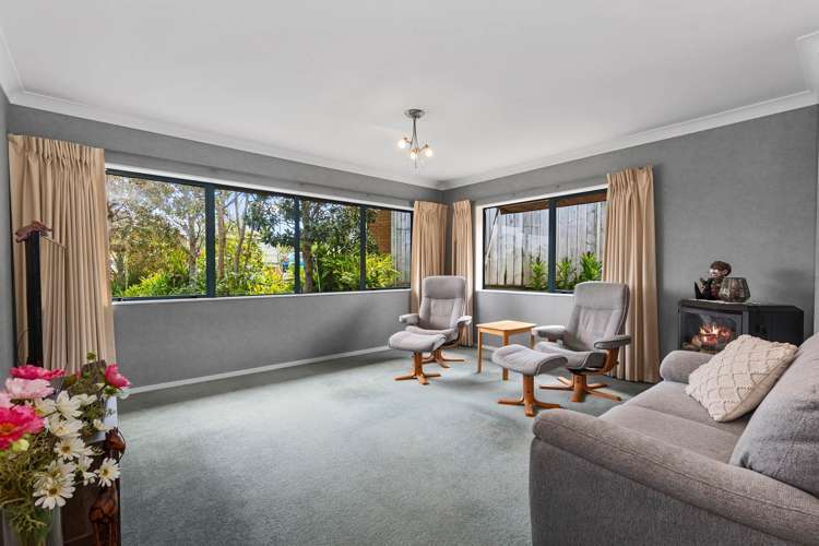 8 Workman Way Onerahi_4