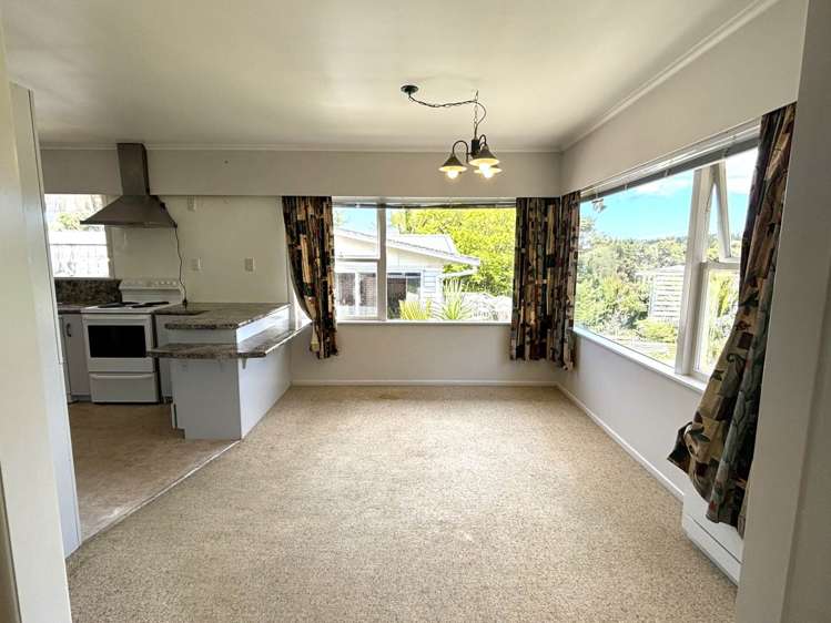 41 Rimutaka Place Titirangi_6