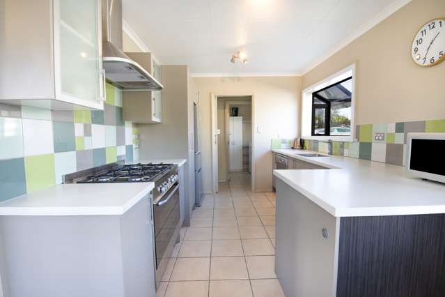 57 Norwich Crescent Tamatea_1