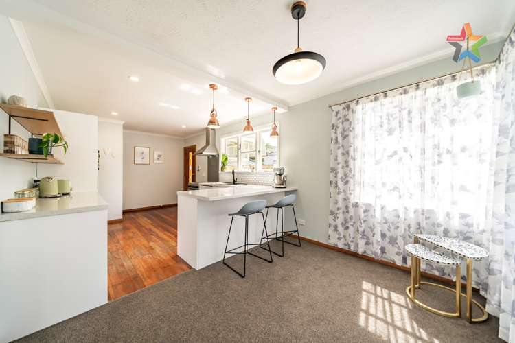 31 Hine Road Wainuiomata_8