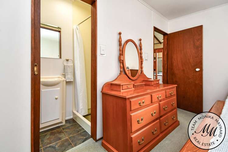 151 Everglade Drive Totara Heights_11