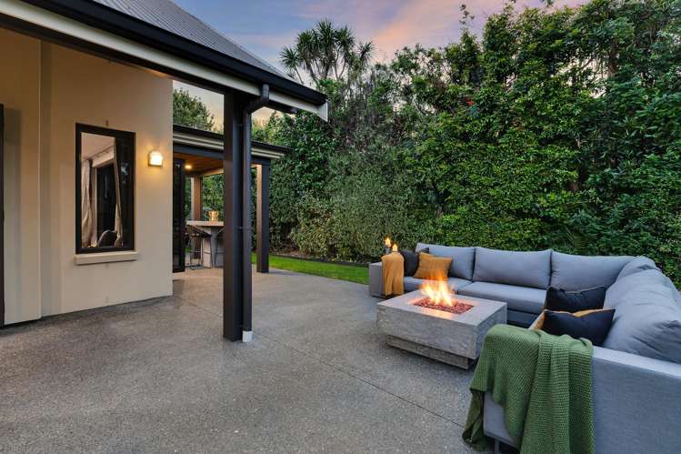 98B Western Hills Drive Kensington_25