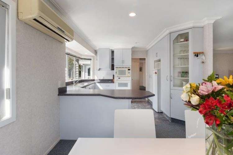 37 Philomel Crest Welcome Bay_6