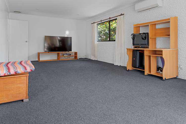 283 Welcome Bay Road Welcome Bay_17