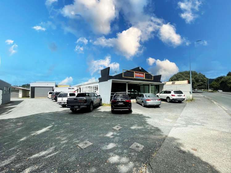 46 Riverside Drive_0