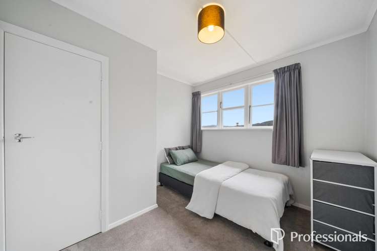 29 Judd Crescent Naenae_15