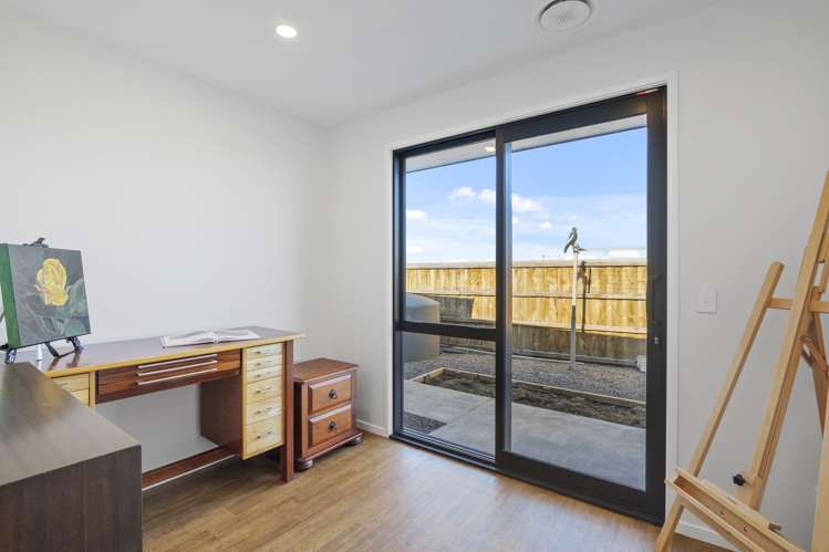 6 Harrier Place Amberley_15