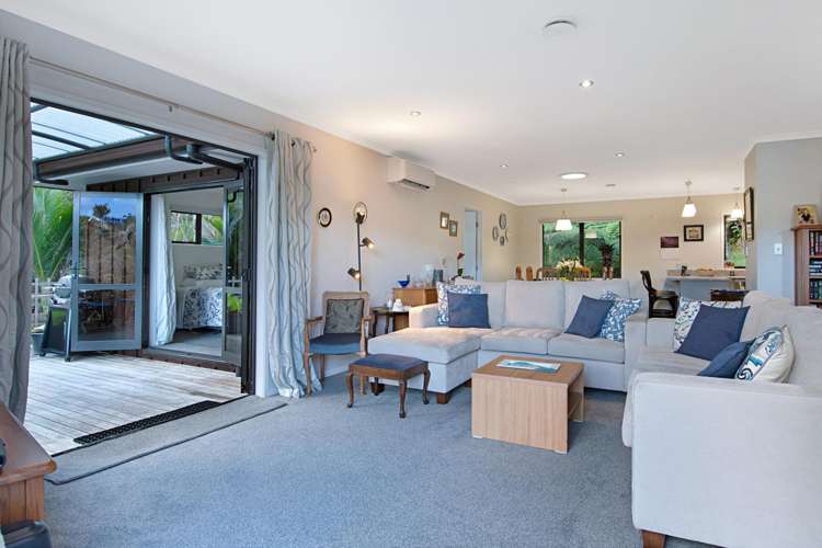 125 Stoney Creek Drive Waitakere_11
