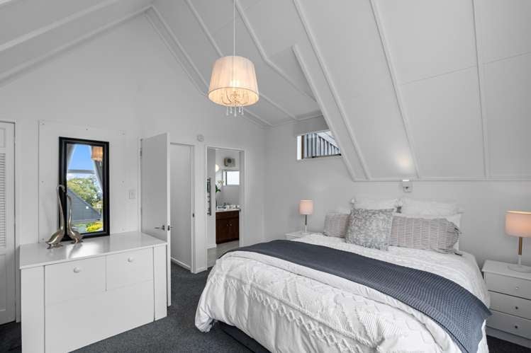 2/7 Highgate Avenue Merivale_17