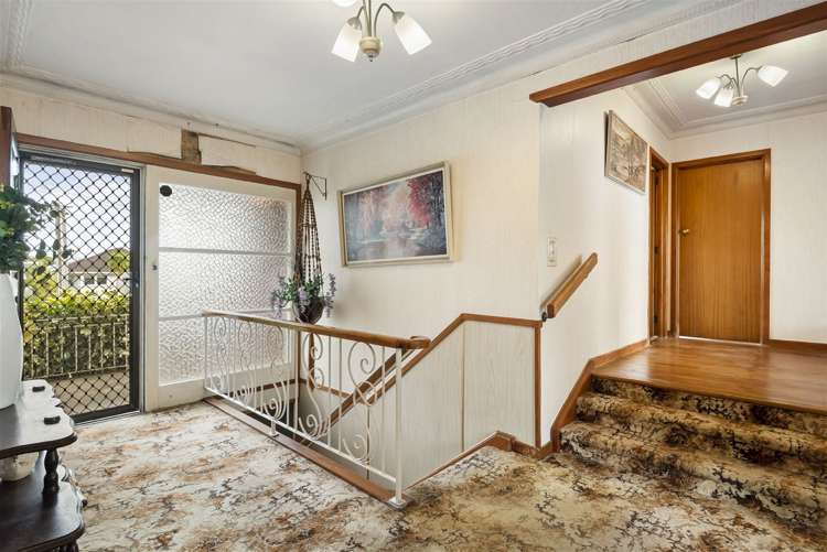 84 Royal View Road Te Atatu South_23