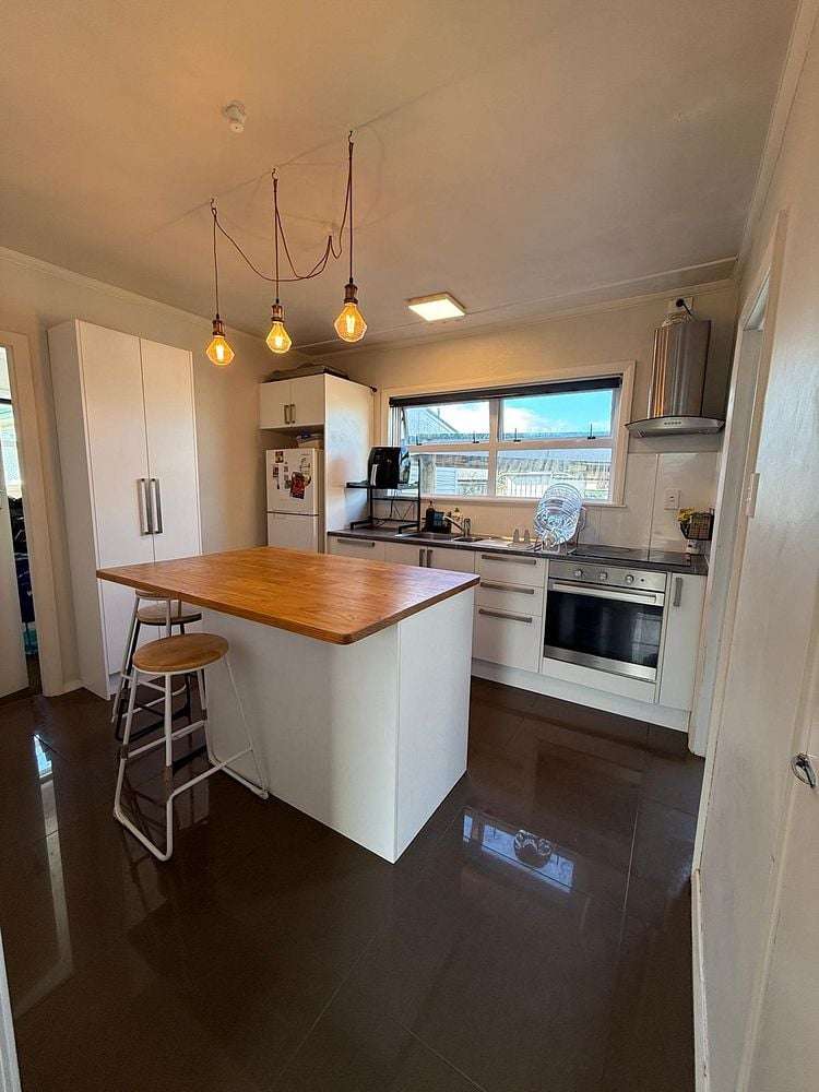 2/1104 Heretaunga Street East Parkvale_4