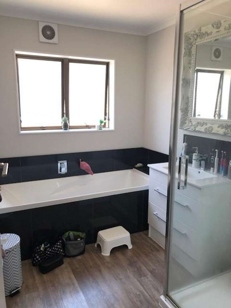 6 Byron Place Stoke_8