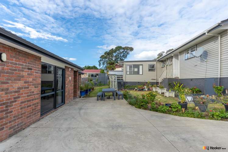 52 Hobart Crescent Wattle Downs_12