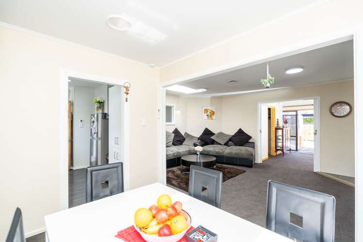 21 Saxbys Road Glenview_8