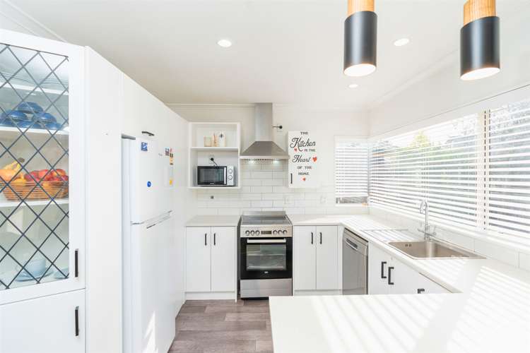 49b Normandy Avenue Melville_7