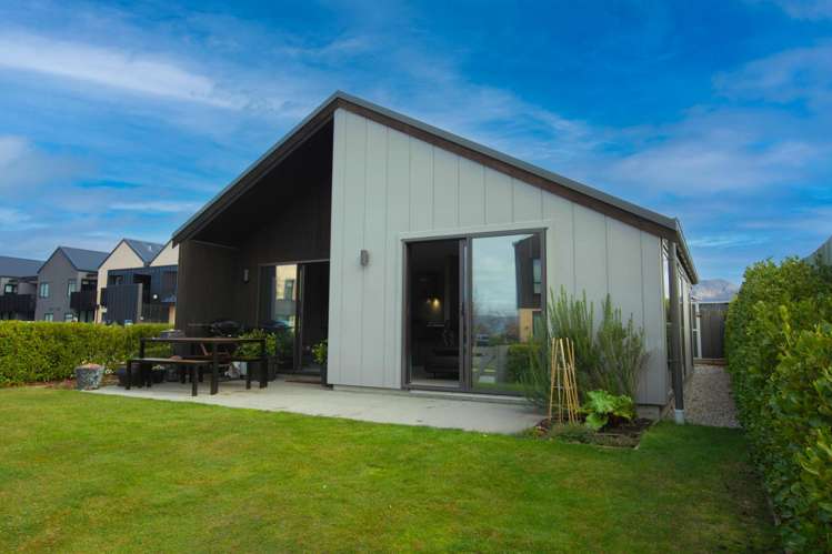 1 Merivale Avenue_0