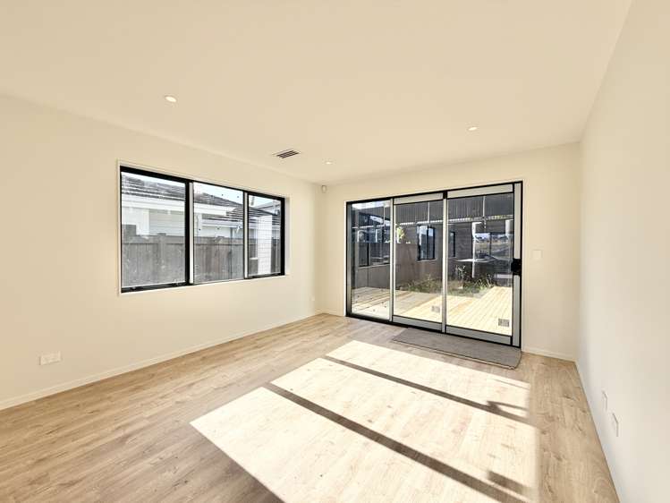 23 Tukutata Crescent Milldale_6