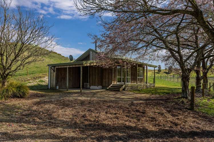 2230 Pokairoa Road Galatea_17