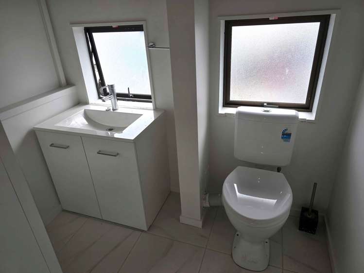 Unit F/150 Bank Street Kensington_10