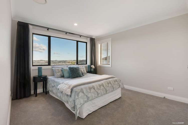 8 Ascension Crescent Orewa_21