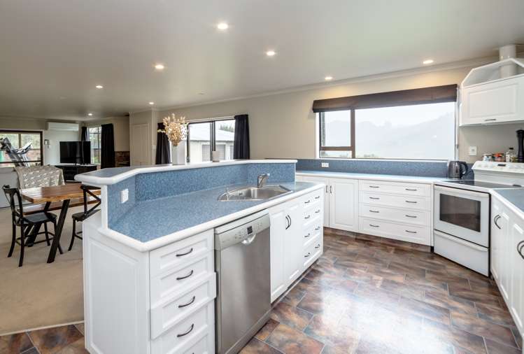 1091 Kopikopiko Road Eketahuna_9