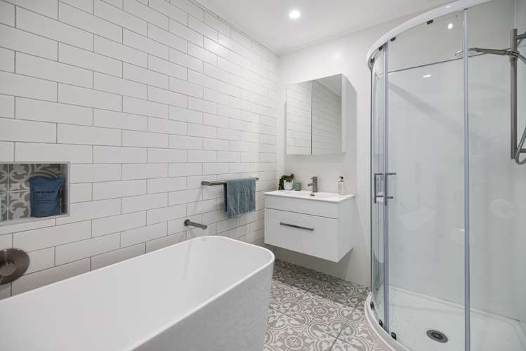 42 Lytton Street Glenholme_14