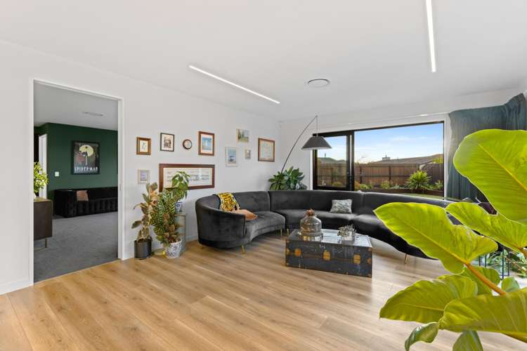1 De Surville Way Pegasus_6