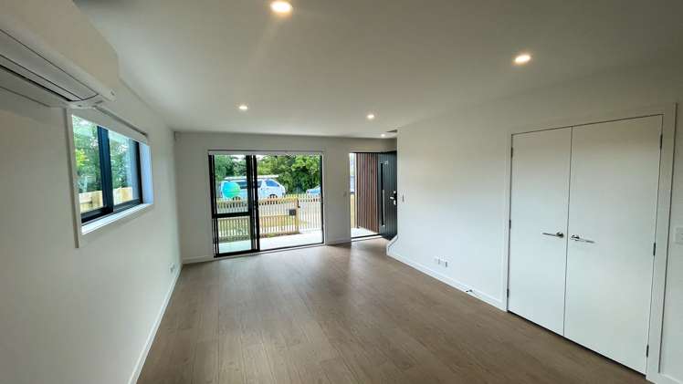 3/5 Brandon Road Glen Eden_8