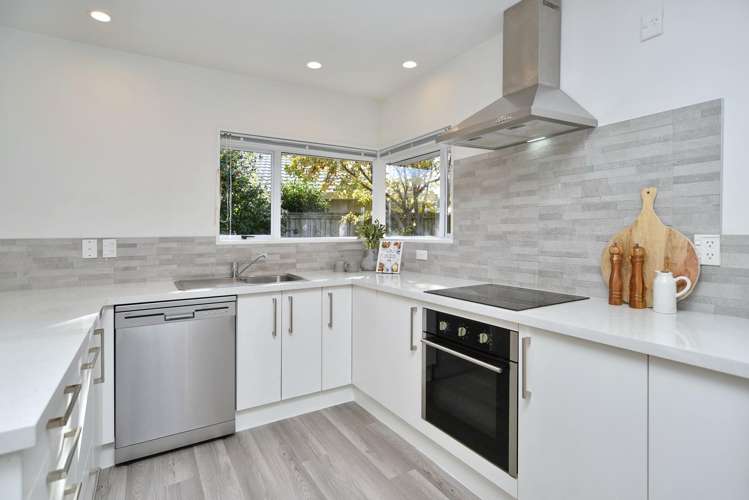 46 Anglesea Avenue Parklands_3