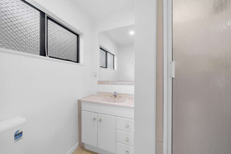 2/10 Hamilton Road Papatoetoe_11