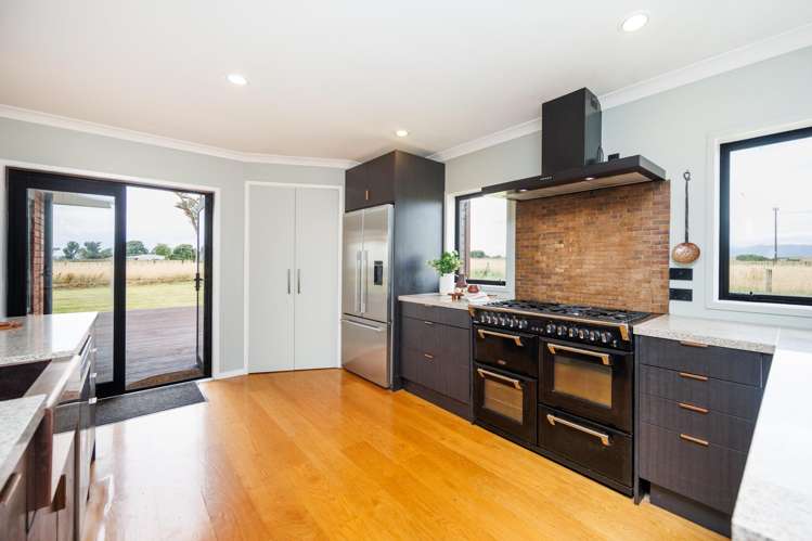1061 Taonui Road Colyton_8