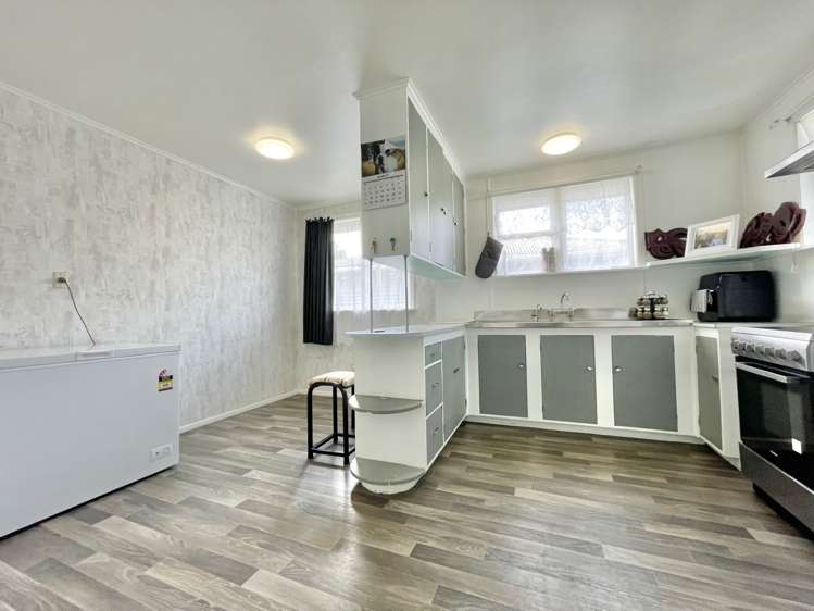 77 Baird Road Tokoroa_5