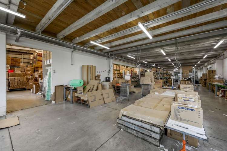 13 Orbit Drive Albany_12