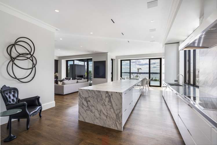 52 Paritai Drive Orakei_2