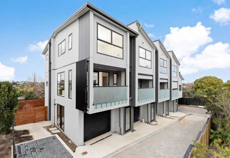 52B Richards Avenue Forrest Hill_15