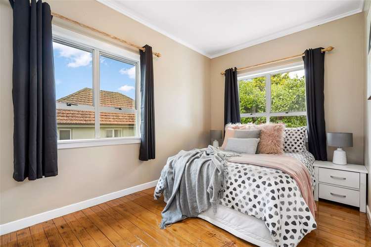 96 Station Road Kamo_11