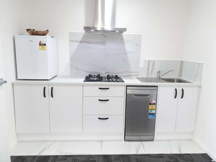 3/25 Tui Road 10695_10
