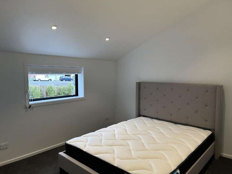 2/12 Willis Street 10446_6