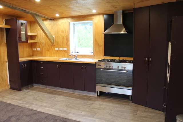 981 Colyton Road Bunnythorpe_1