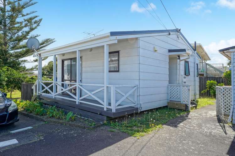 52 Robertson Road Mangere East_4