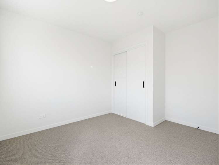 2/11 Landing Road Whakatane_13