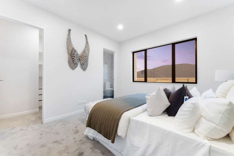 17 Kauri Gum Rise Swanson_10